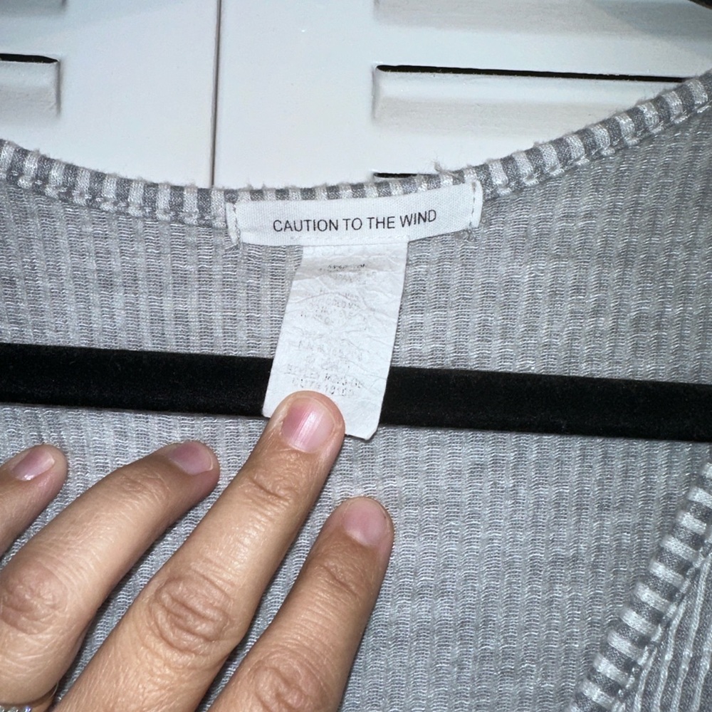 Caution To The Wind Gray Ribbed Top - Picture 4 of 7